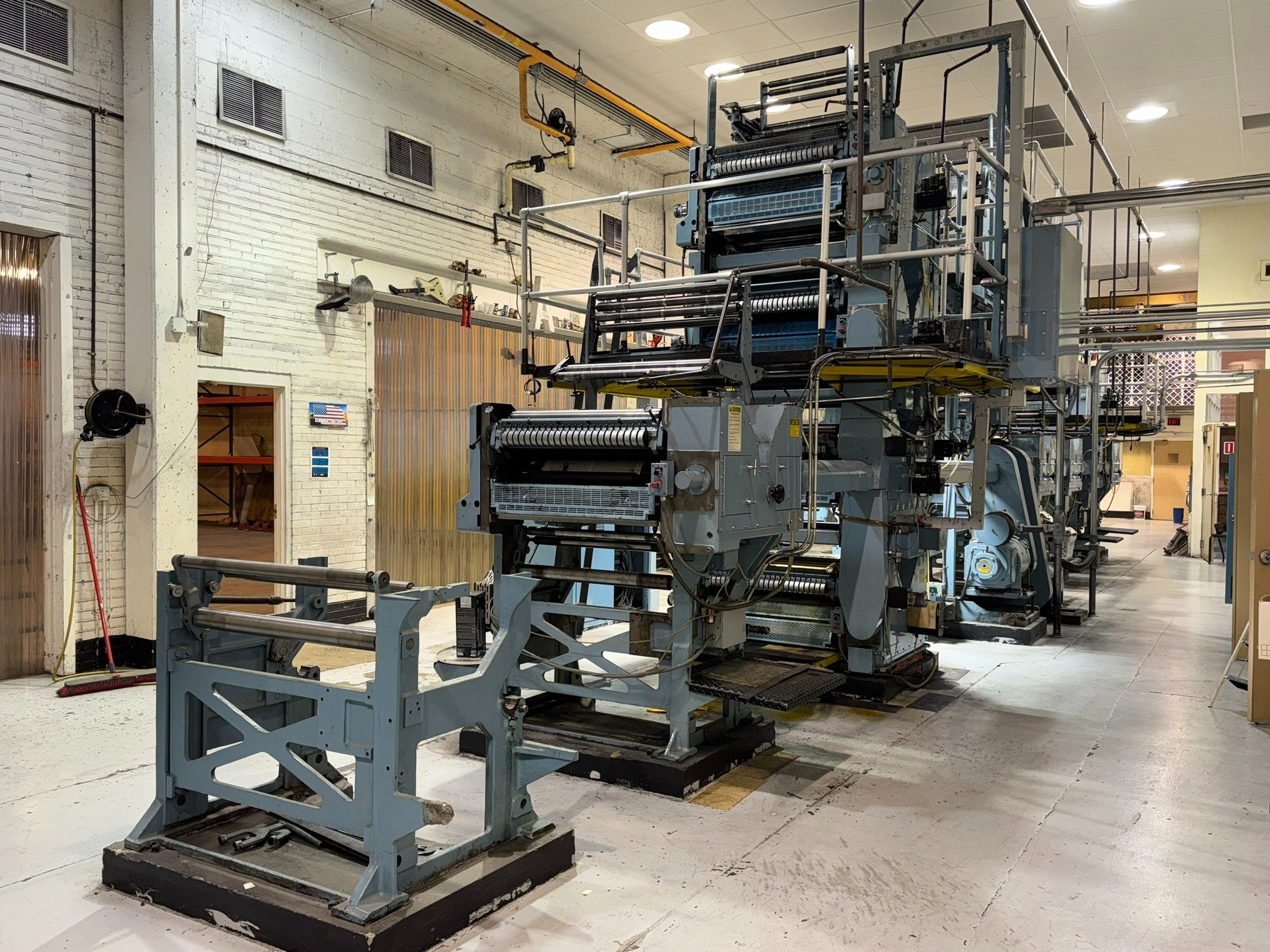 10 Unit 546 cut-off Goss Community SSC Press - Image 12