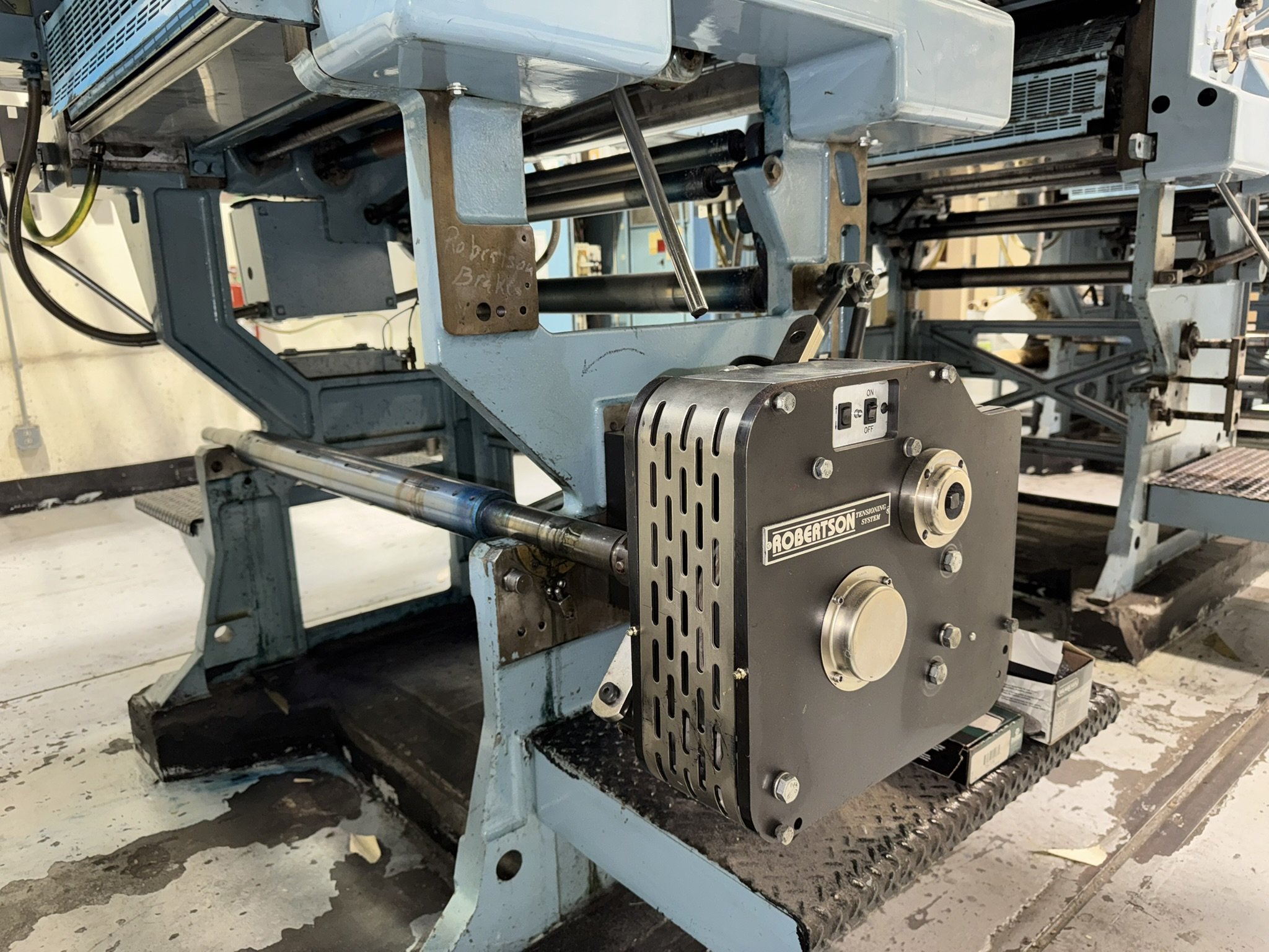 10 Unit 546 cut-off Goss Community SSC Press - Image 9