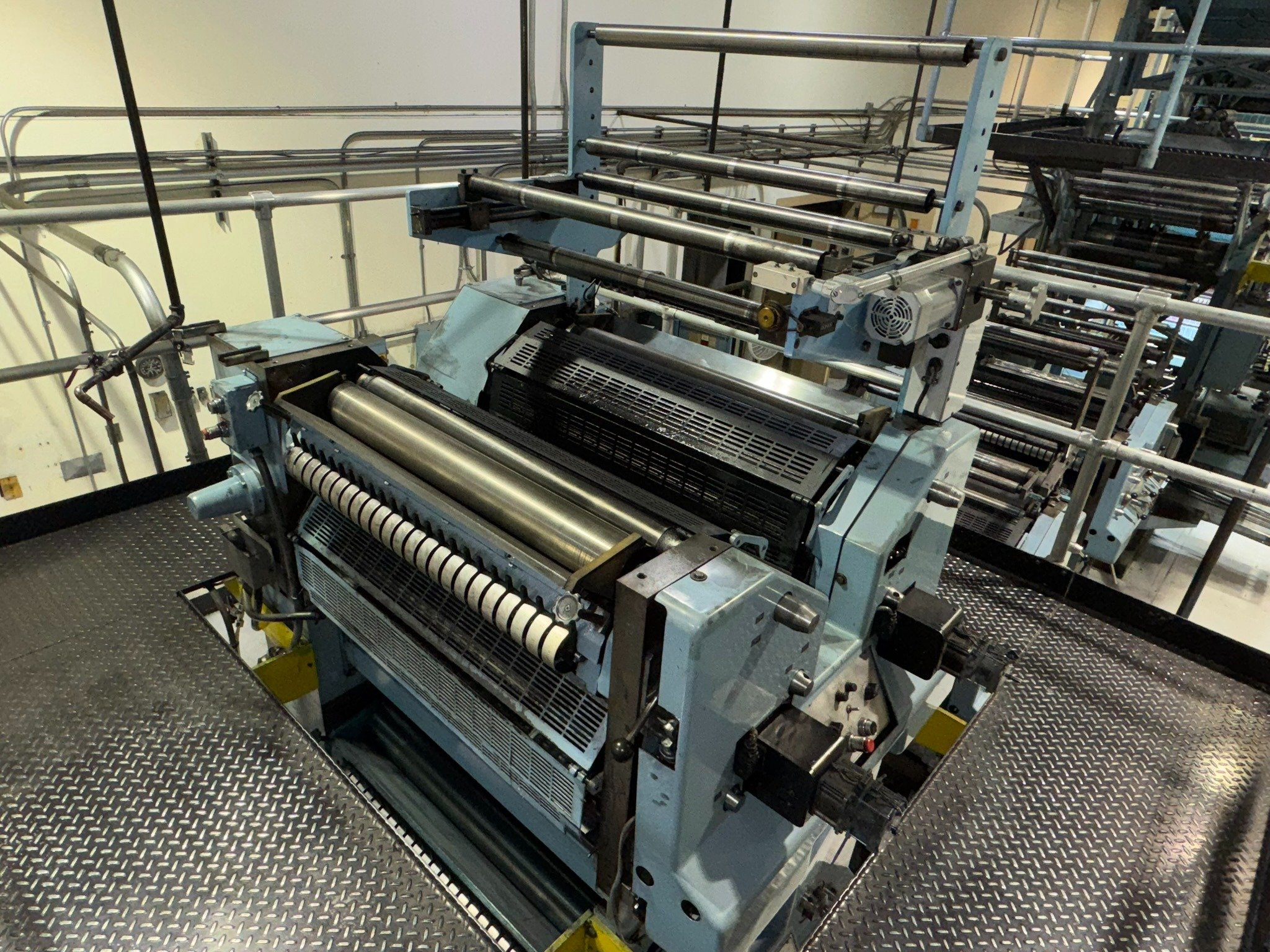 10 Unit 546 cut-off Goss Community SSC Press - Image 7