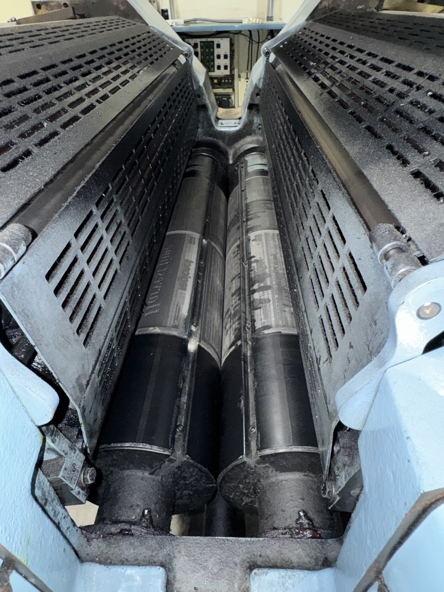 10 Unit 546 cut-off Goss Community SSC Press - Image 6