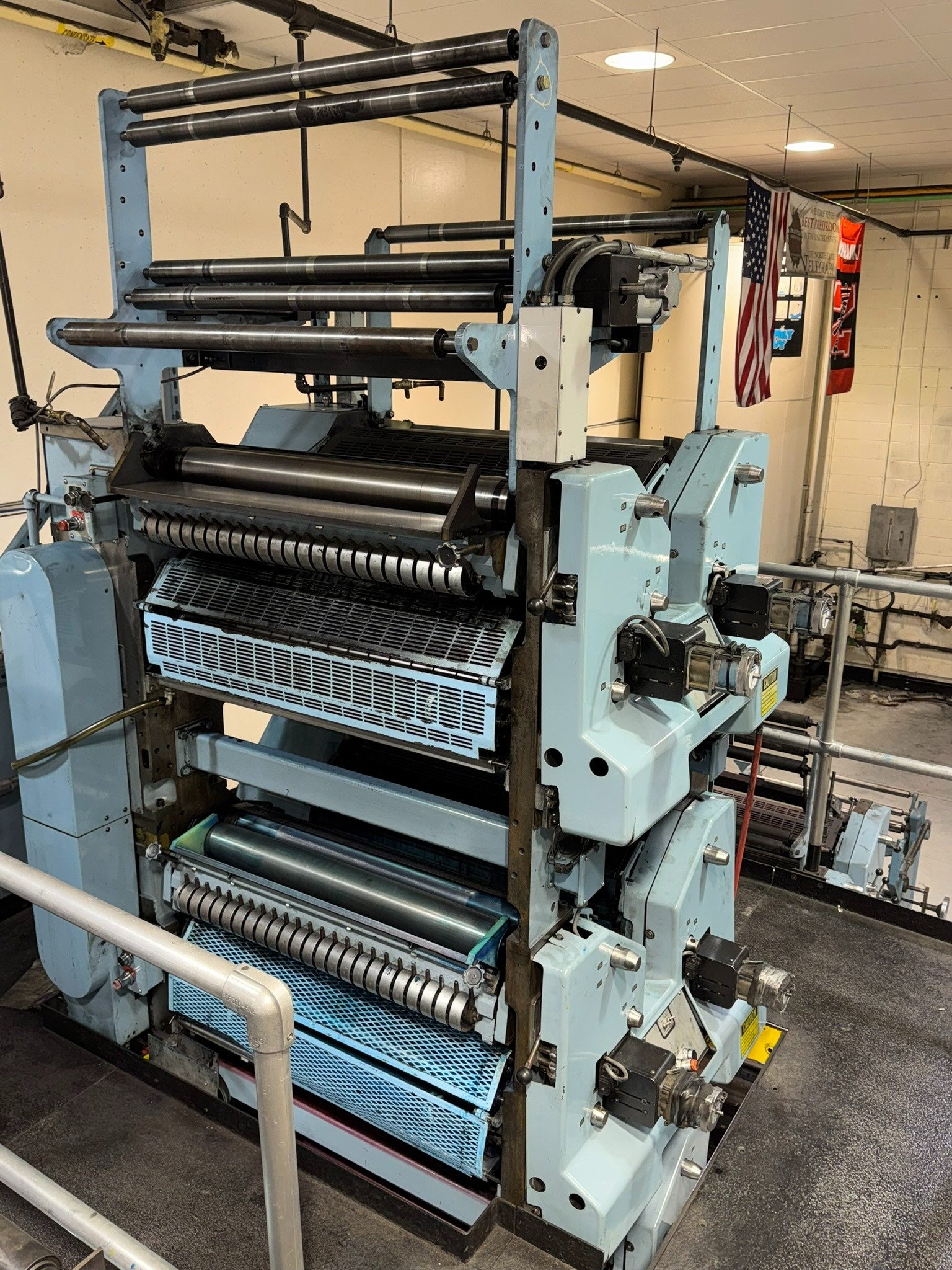 10 Unit 546 cut-off Goss Community SSC Press - Image 29